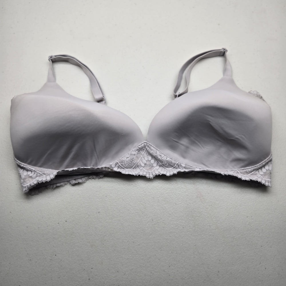 Adore Me Women Bra 38DD Light Gray‎ ADMCS01 T Shirt Wireless Lace Strap